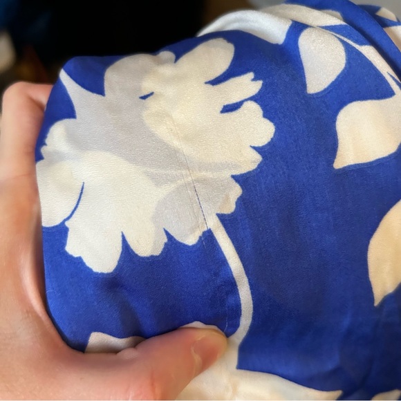 Summersalt The Cloud 9 Satin Pajama Button Down Shirt Large Blue White Floral - Picture 7 of 7